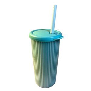 Tupperware Insulated Tumbler Dripless Straw & Lid 16 oz Aqua New Travel Mug Cup